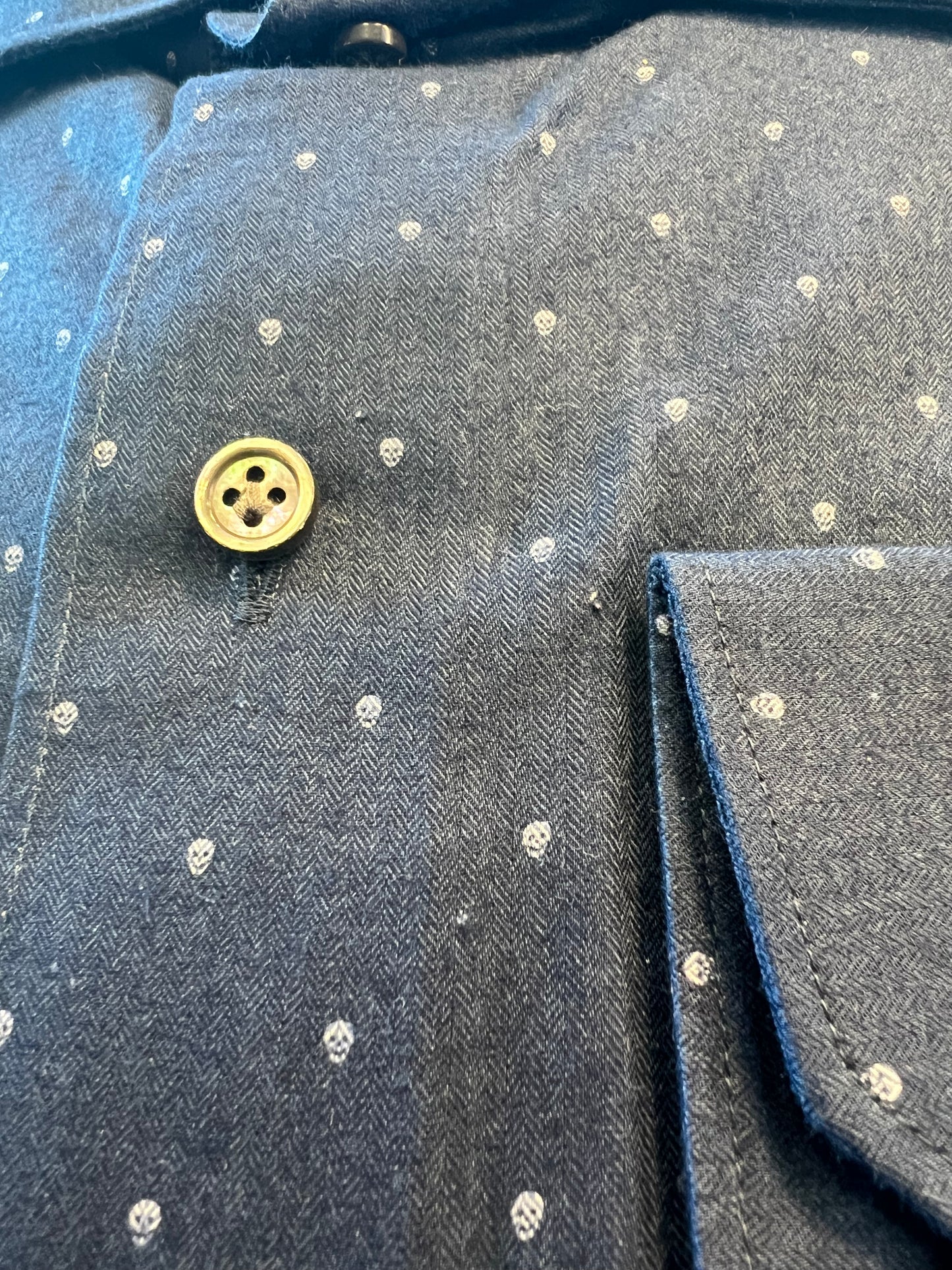 XL Peter Millar Skull Dot Sport Shirt in Navy