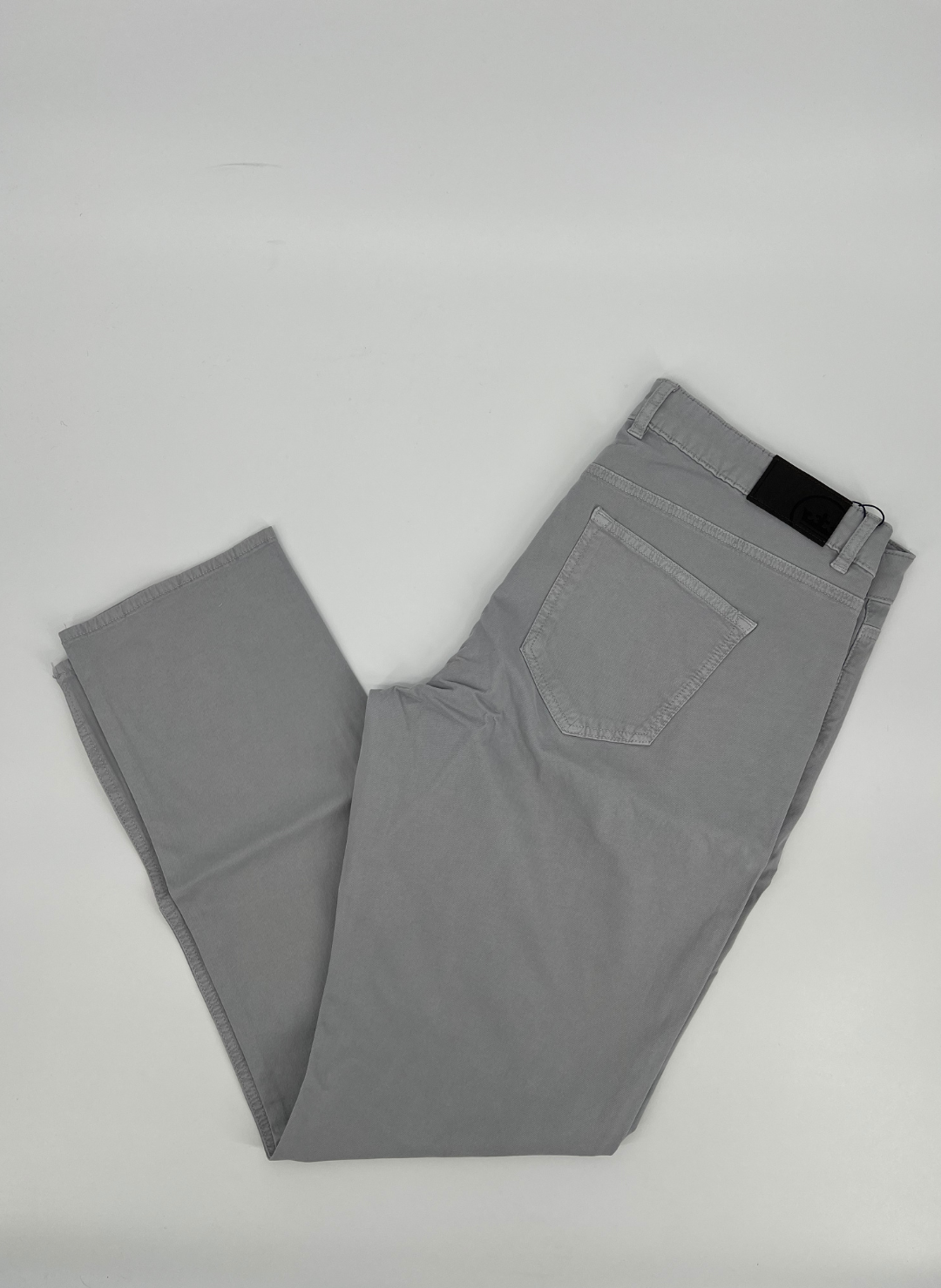 40 Peter Millar Wayfare 5-Pocket Pant in Platinum